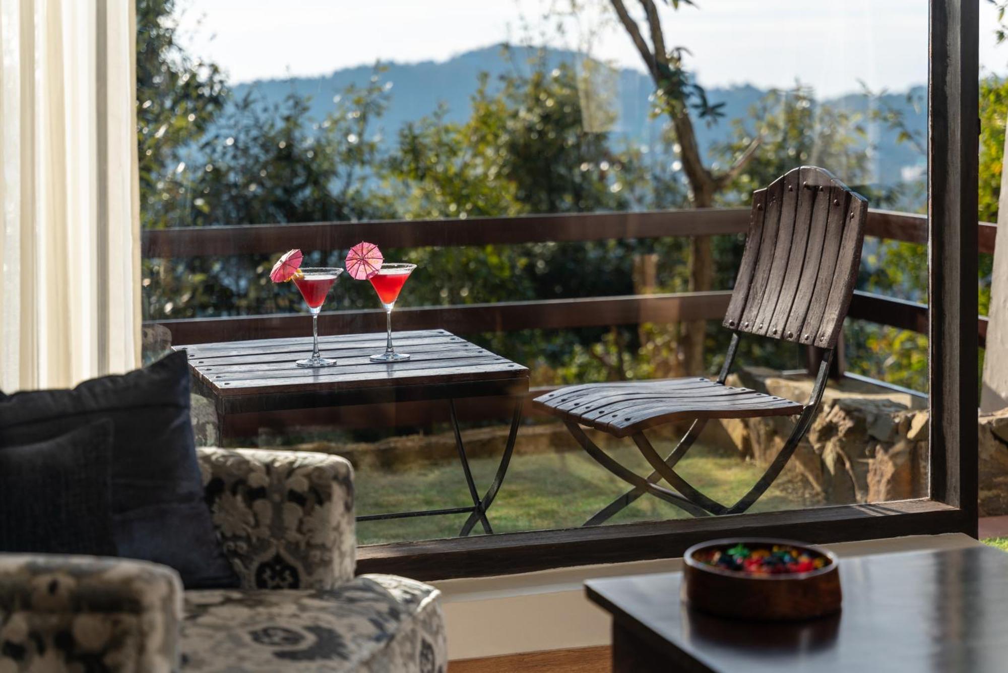 Woodsmoke Retreat Hotel Shimla Buitenkant foto